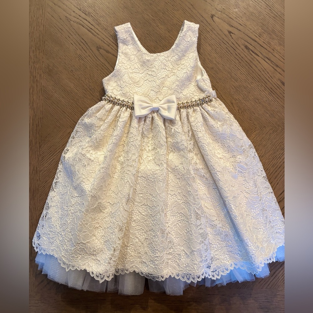 American Princess Ivory Lace Dress with Bow - Picture 3 of 12